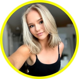 Lily Bennett 💞