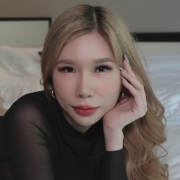 April Maxima