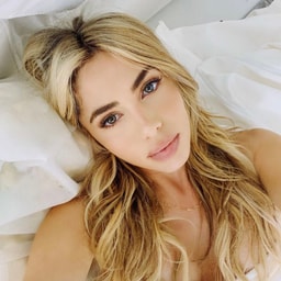 Emmy Corinne