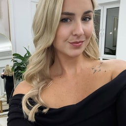 Lara Lane