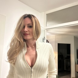 Amelia 💋
